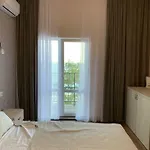 Bianco *